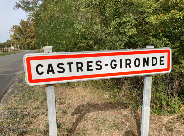 Castres-Gironde : l’histoire de son « nom »
