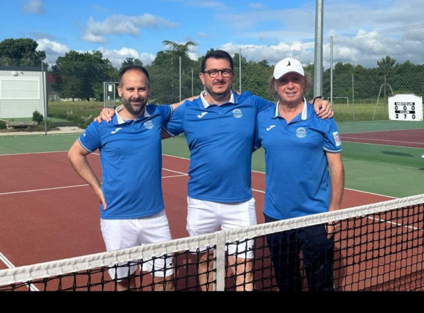 Le Raquettes Club de Portets